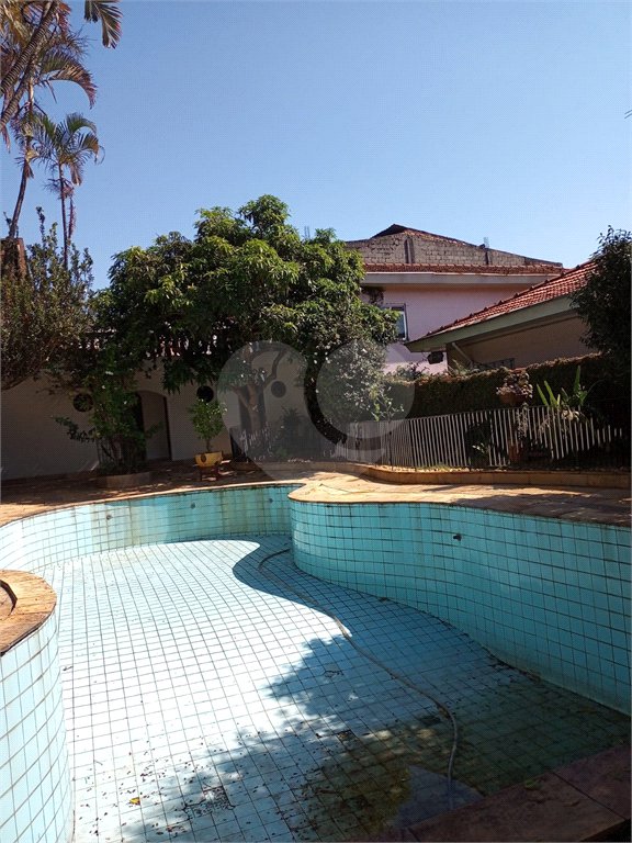 Suntuoso Sobrado na Saúde c/442m2 de construção - 3 Suítes/ 6 vagas