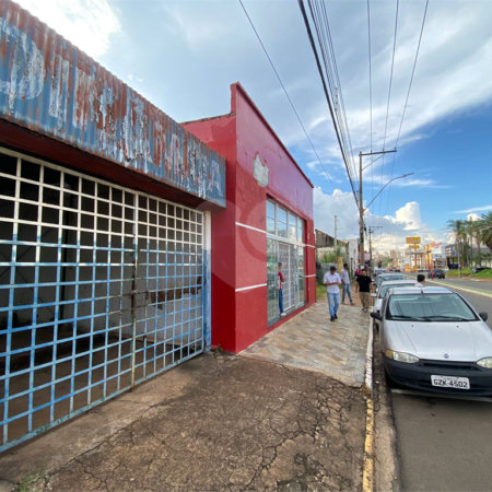 Galpão comercial na Avenida São Carlos- Vila Lutfalla