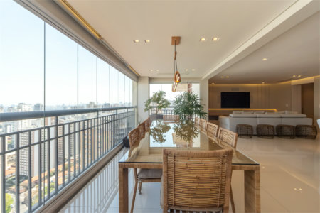 Apartamento - Vila Mariana - Alto Padrão - 3 Suítes - 4 Vagas - Venda / Compra - Próximo ao Metrô