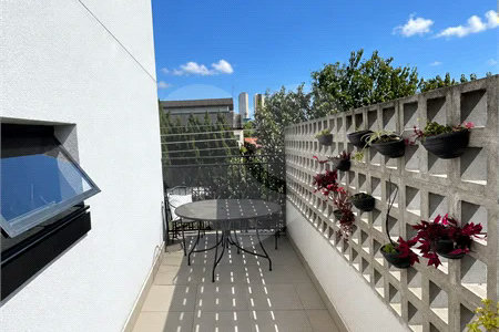 Apartamento para Locação no Jardim Santa Maria, Santo André | 55 m², 1 Dormitório, 1 Vaga e 2 Garden Privativos