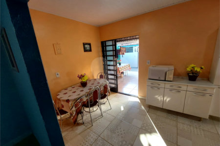 Casa a venda na Vila Prado