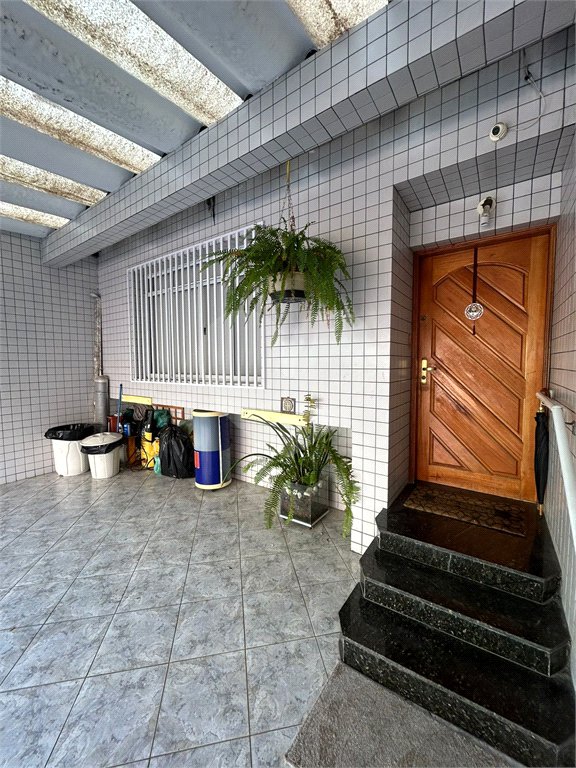 Sobrado venda no Alto da Mooca, com 266m2, 4 quartos, 3 salas, área gourmet e 2 vagas de garagem