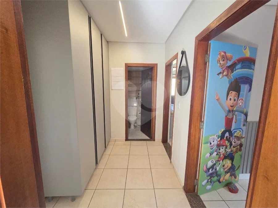 Casa com 3 dormitórios e piscina no Condomínio Cafezal VI em Itupeva SP