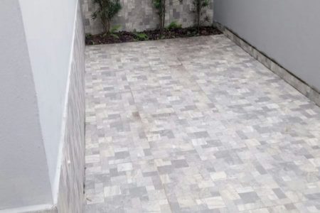Casa à venda com 2 quartos, sendo 1 suíte, em Bopiranga, Itanhaém - SP
