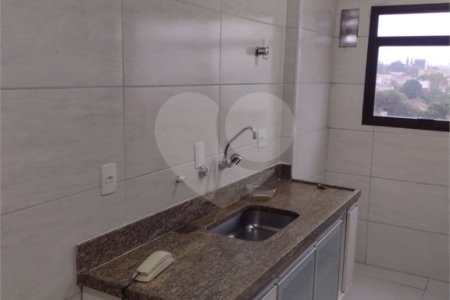 Apartamento no Edificio Jatiúca á venda.