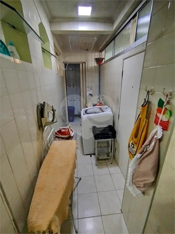 Apartamento em Higienópolis com 2 dormitórios