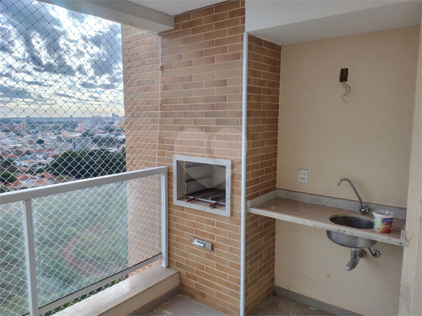 Apartamento com 3 quartos e 1 Suíte Condomínio Completo