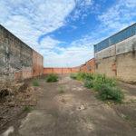 Terreno e Barracão comercial à venda ou locação, no bairro Santa Rosa - Piracicaba/SP.