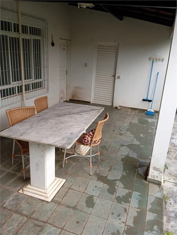 Casa à venda com 3 quartos, sendo 1 suíte,  em Cajueiro, Balsas, MA