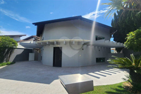 Casa à Venda no Condomínio Villaggio Capriccio – Louveira/SP | Piscina Aquecida e Área de Lazer Completa