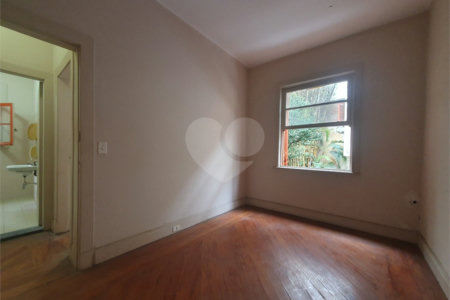 Casa de Vila Tombada 2 dormitórios/ 2 banheiros/ 1 vaga em Higienópolis