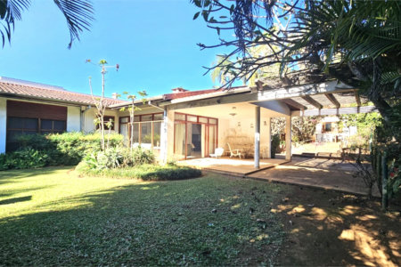 Casa à venda com 4 suítes no condomínio Chácara Cordeiro, São Paulo - SP