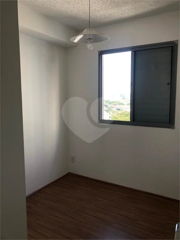 Apartamento com 1 Quarto e 1 banheiro à Venda, 30 m².