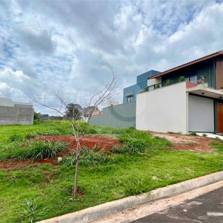 Lote à Venda – Condomínio Recanto do Sabiá