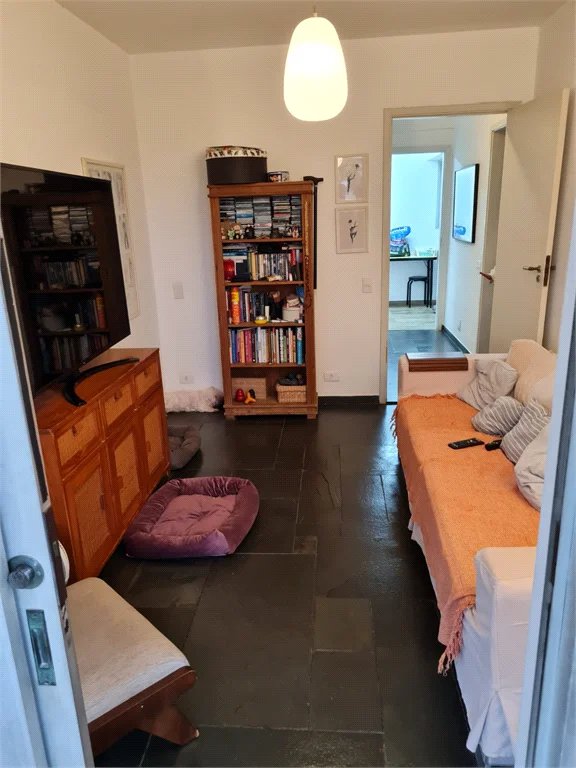 Apartamento na Vila Andrade rodeado de linda vista verde