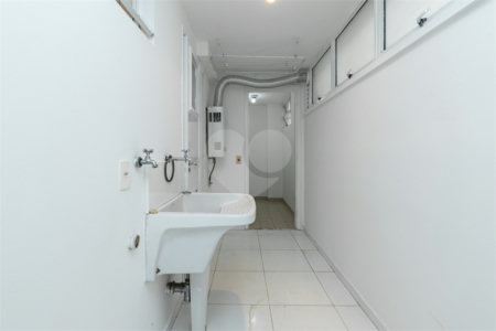 Apartamento à venda ou para alugar com 3 quartos, sendo 1 suíte, em Itaim Bibi, São Paulo, SP