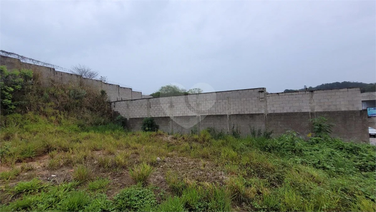 Terreno / Lote a Venda no Residencial Parque dos Pinheiros em Vinhedo/SP