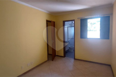 Apartamento no Condomínio Joan Miro .