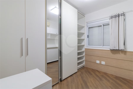 APARTAMENTO PARA LOCAÇÃO COM 151M2 - 3 QUARTOS ( 2 SUÍTES ) - 3 VAGAS NO JARDIM AMÉRICA.