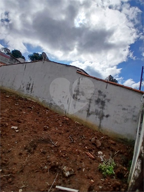 Terreno a venda com 300m² no Jardim do Trevo Atibaia