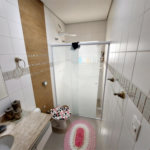 Casa residencial com ponto comercial a venda no Centro