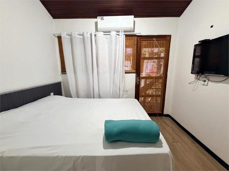 Casa à venda com 2 quartos, sendo 1 suíte, em Geribá, Armação dos Búzios, RJ