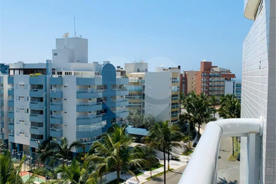 Apartamento à venda com 3 quartos, sendo 2 suítes,  em Riviera de São Lourenço, Bertioga, SP