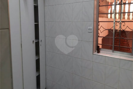 Casa com dois pavimentos na Barra Funda: