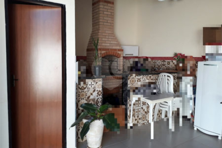 SOBRADO RESIDENCIAL EM EXCELENTE LOCALIZAÇÃO