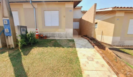 Casa à venda com 2 quartos, sendo 1 suíte,  no condomínio Moradas II, São Carlos - SP