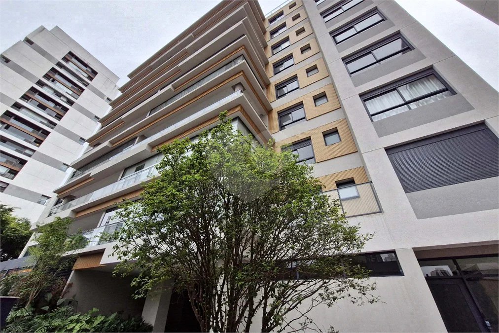 Apartamento à venda com 3 suítes em Brooklin, São Paulo, SP