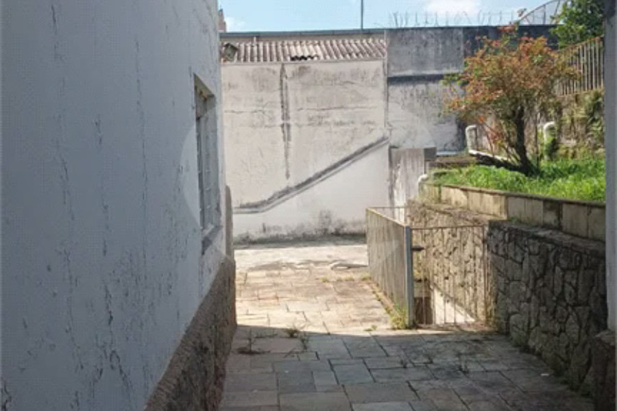 Casa locação, com 3 quartos, 10 vagas no Jardim Floresta - São Paulo/SP
