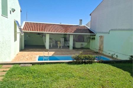 Indaiatuba- Jardim Feres - Terreno murado com 280 ms , sendo 10,00 de frente - terreno com piscina , paisagismo, churrasqueira, varanda, garagem,- R$ 600.000,00, podendo agregar a casa ao lado de sua propriedade, no valor de R$ 1.100.000,00 - aceita permuta com apartamento de 2 dorms, região central