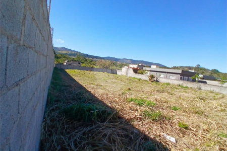 Terreno a venda no Jardim Estância Brasil com 1400m²