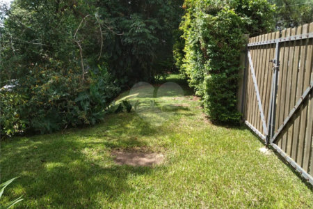 Terreno com 1.217m² A VENDA