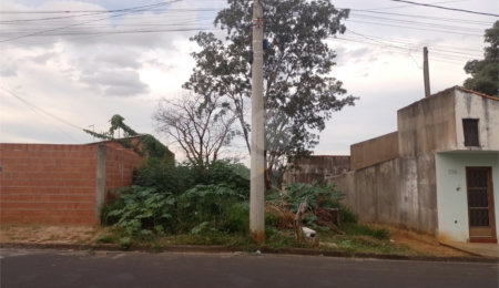 Terreno à venda em Cidade Aracy, São Carlos, SP