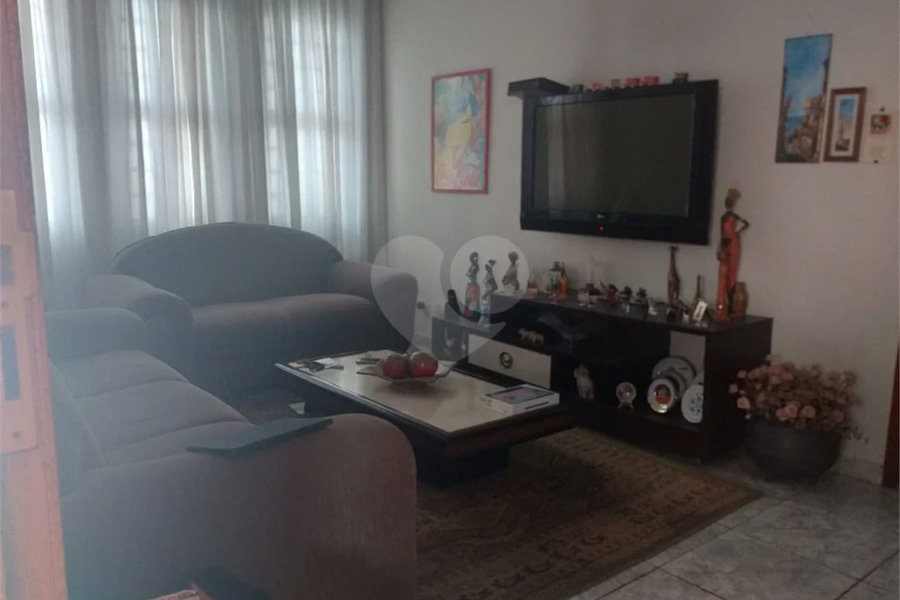 Casa térrea à venda no Imirim