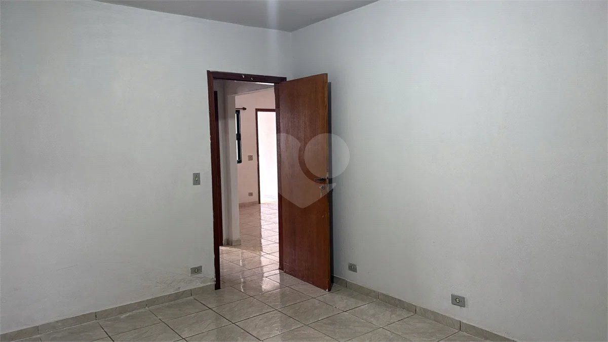 Casa a venda, composta por 2 casas separadas no Jaraguá em Piracicaba - SP.