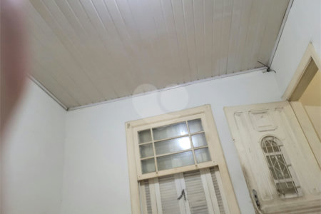 Casa à venda com 135m² - Penha