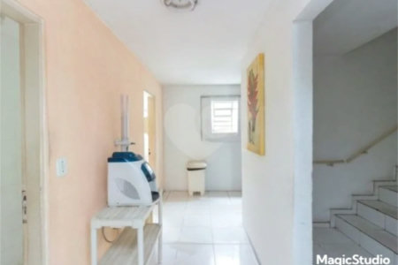 Prédio com 911m² , disponível para venda ou locação na Av. Washingtonís , em Santo Amaro.