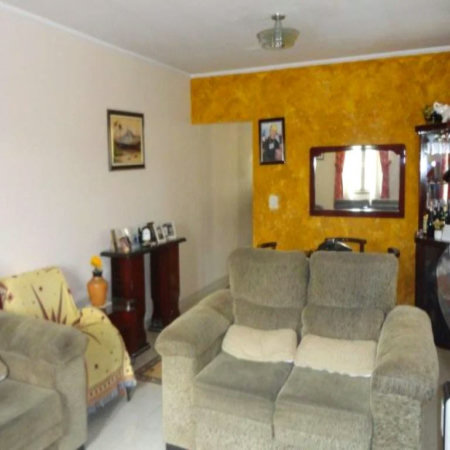 Casa à venda com 3 quartos, sendo 1 suíte,  em Jardim Esmeralda, São Paulo, SP