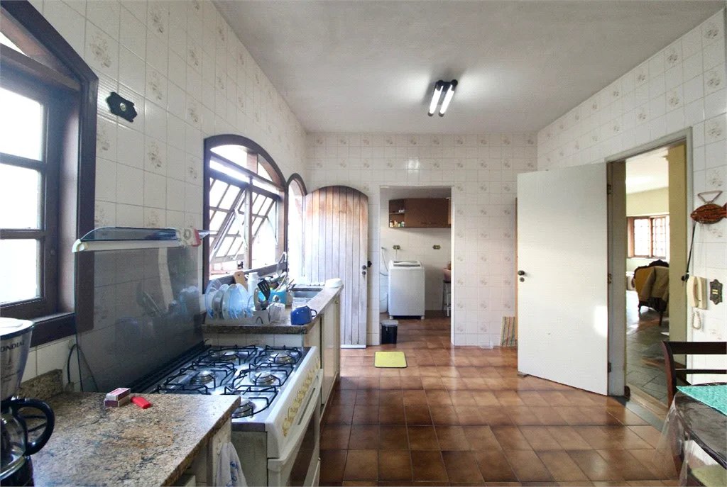 Casa à venda com 4 quartos, sendo 2 suítes,  em Jardim Santa Helena, São Paulo, SP