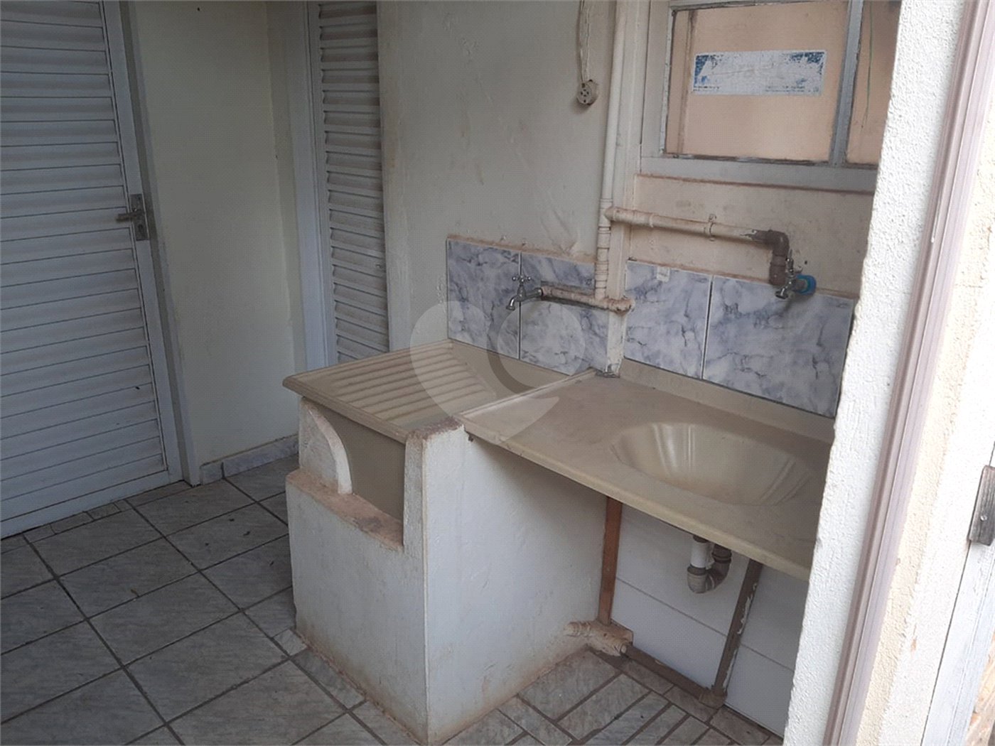 Casa térrea a venda na região central de São Carlos