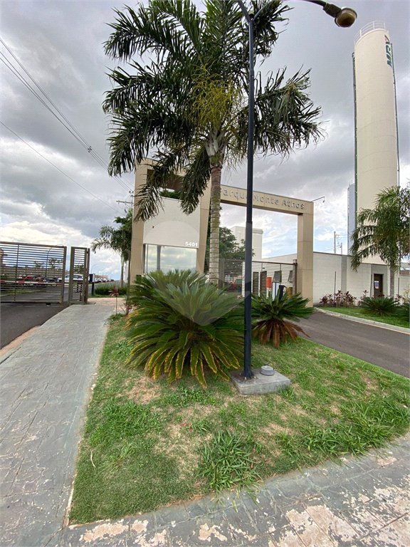 Apartamento para venda no Monte Athos.