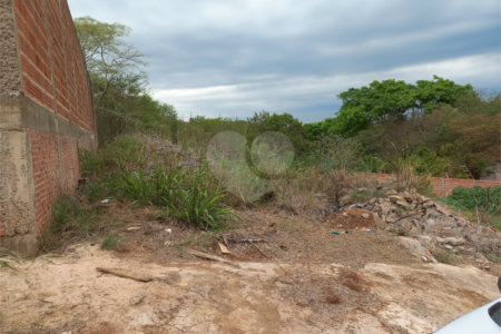 Terreno para venda, contendo 250,00 m² de área total.