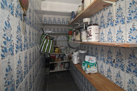 Sobrado espaçoso à venda com 220m² no Planalto Paulista