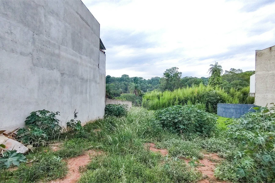 Lote comercial 452m² em na Av Isette Correa Fontão