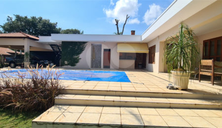 Casa à venda com 4 suítes no condomínio Vila Pinhal do Broa, Itirapina - SP