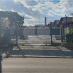 Casa térrea para locação e venda no Condomínio Mont Carlo I