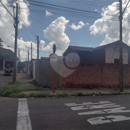 Vende-se terreno com 2 casas no Vila Boa Vista I